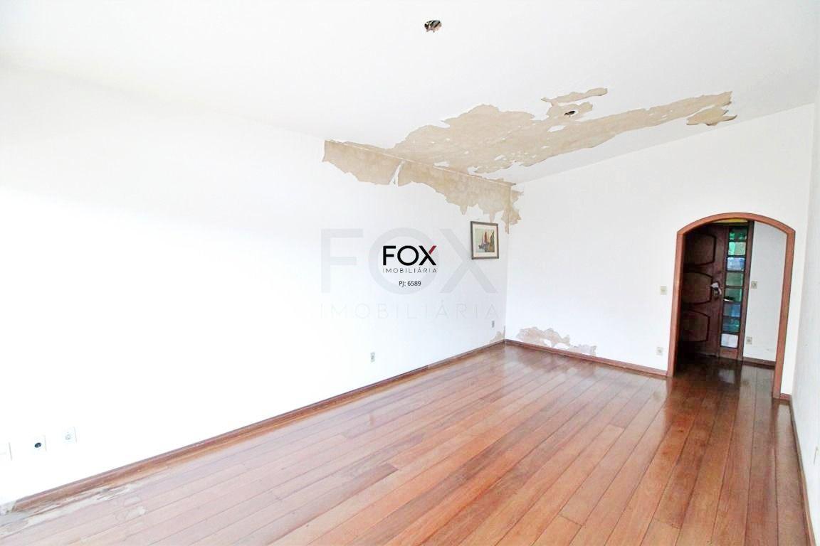 Casa, Luxemburgo, 4 Quartos, 4 Vagas, 1 Suíte