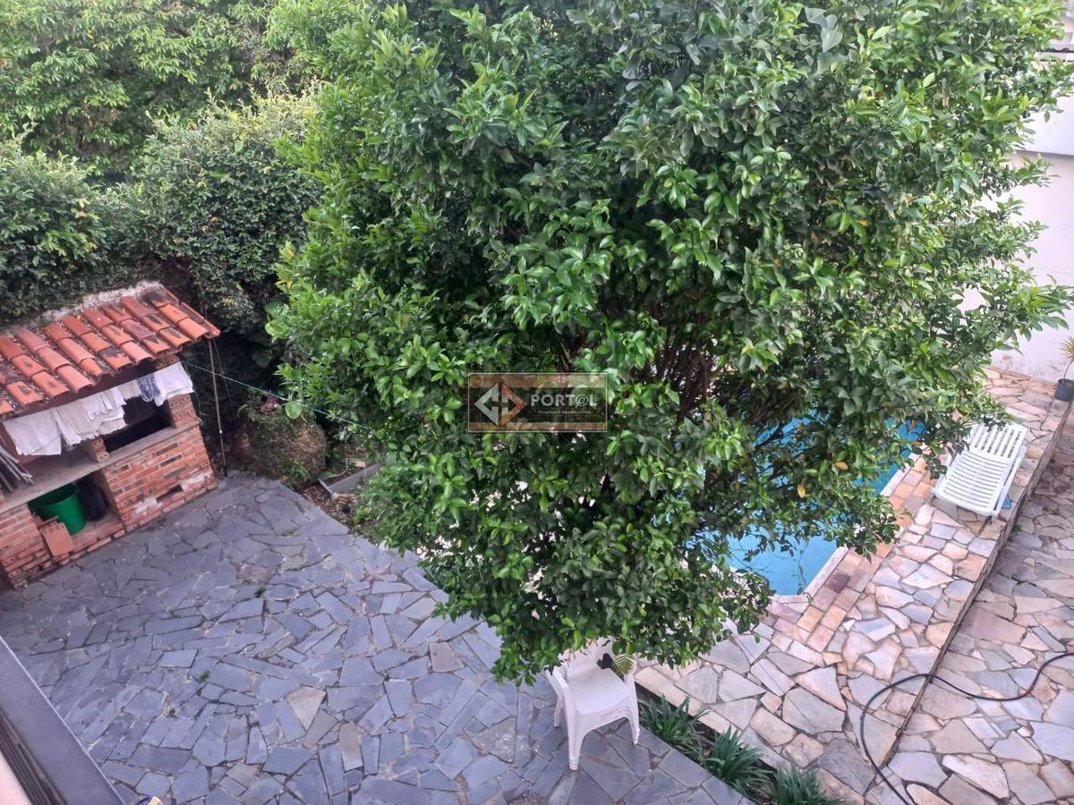 Casa, Itapoã, 4 Quartos, 2 Vagas, 1 Suíte