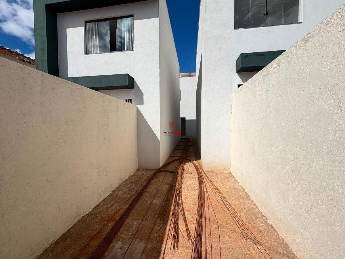Casa, Novo Barreirinho, 3 Quartos, 1 Vaga, 1 Suíte