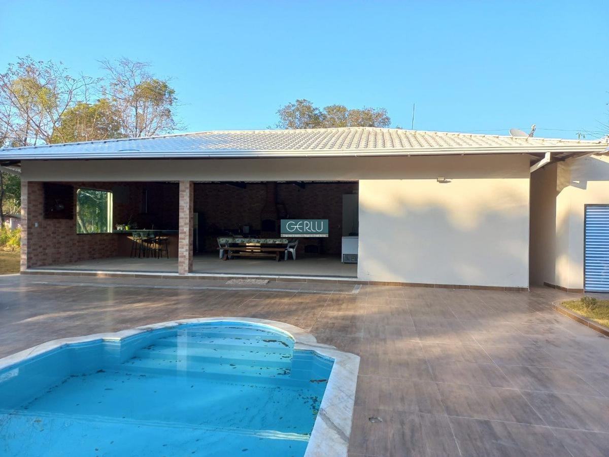 Casa em Condomínio, Gentileza, 2 Quartos, 10 Vagas, 1 Suíte
