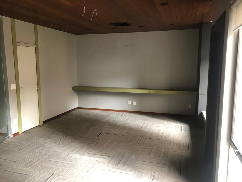 Casa Comercial, Lourdes, 5 Quartos, 1 Vaga