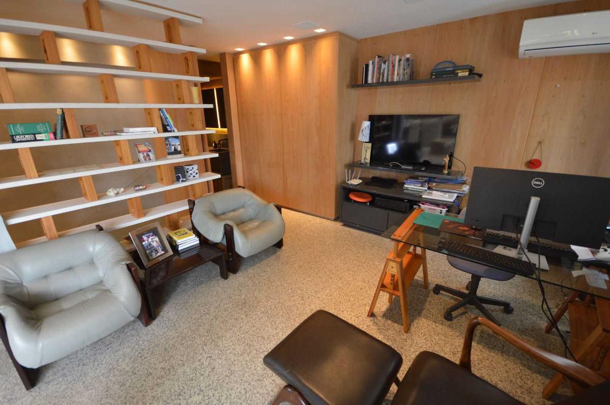 Cobertura, Lourdes, 2 Quartos, 3 Vagas, 1 Suíte