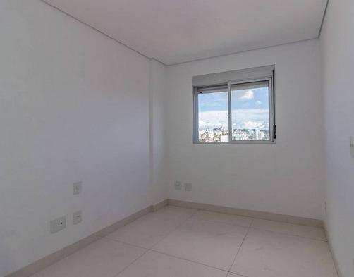 Cobertura, Serrano, 4 Quartos, 2 Vagas, 2 Suítes