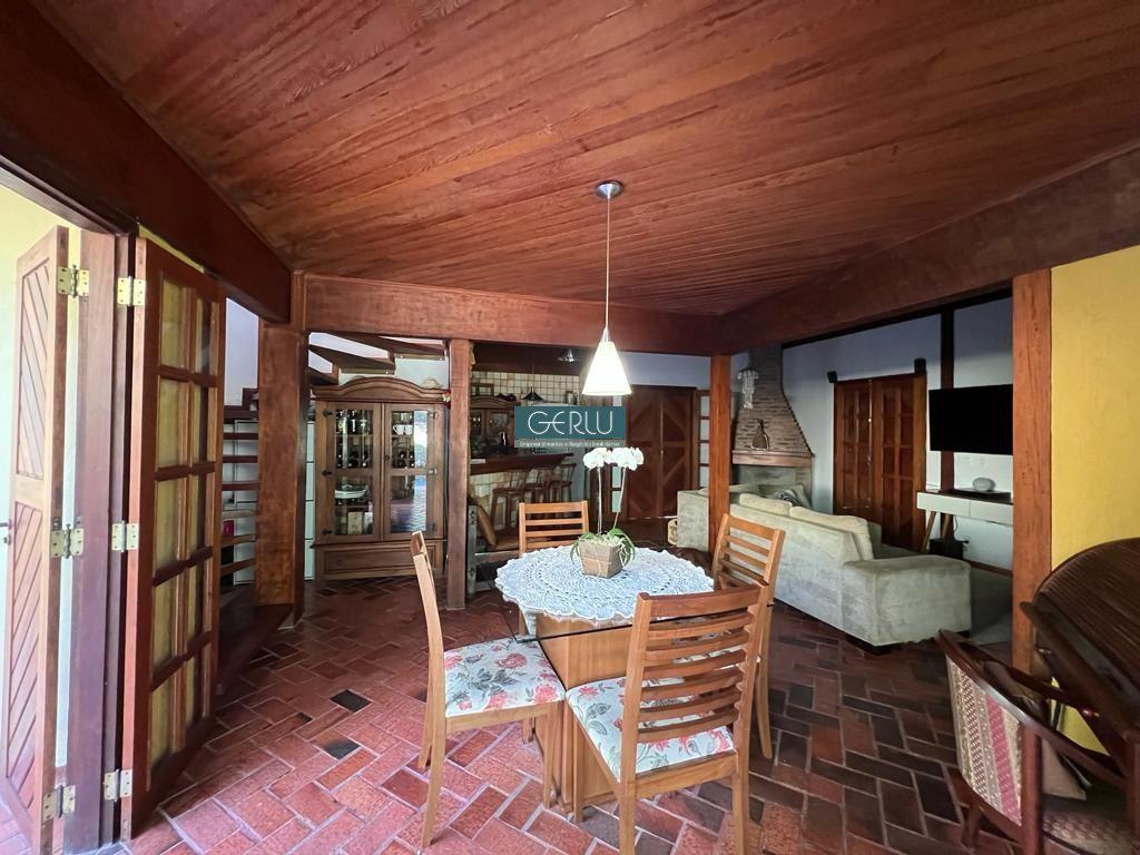 Casa em Condomínio, Gentileza, 4 Quartos, 2 Vagas, 1 Suíte