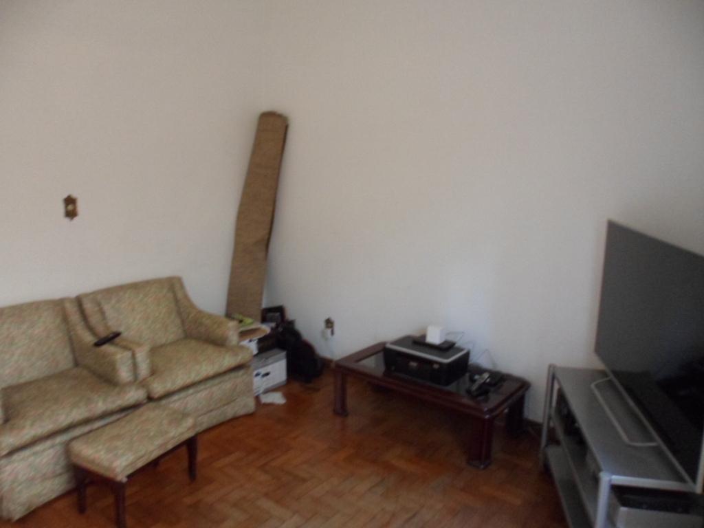 Casa, Gutierrez, 5 Quartos, 4 Vagas, 1 Suíte