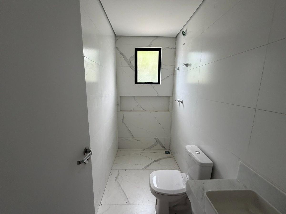 Casa, Planalto, 3 Quartos, 2 Vagas, 1 Suíte