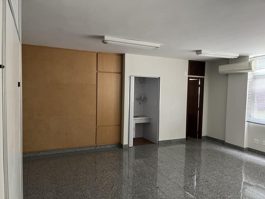 Sala, Funcionários, 0 Quarto, 0 Vaga