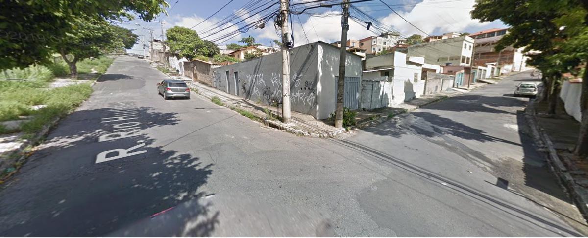 Lote, Monte Castelo, 8 Quartos, 4 Vagas
