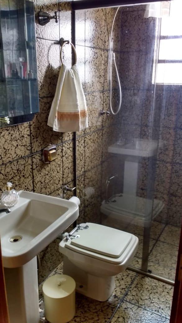 Casa, Madre Gertrudes, 4 Quartos, 4 Vagas, 1 Suíte