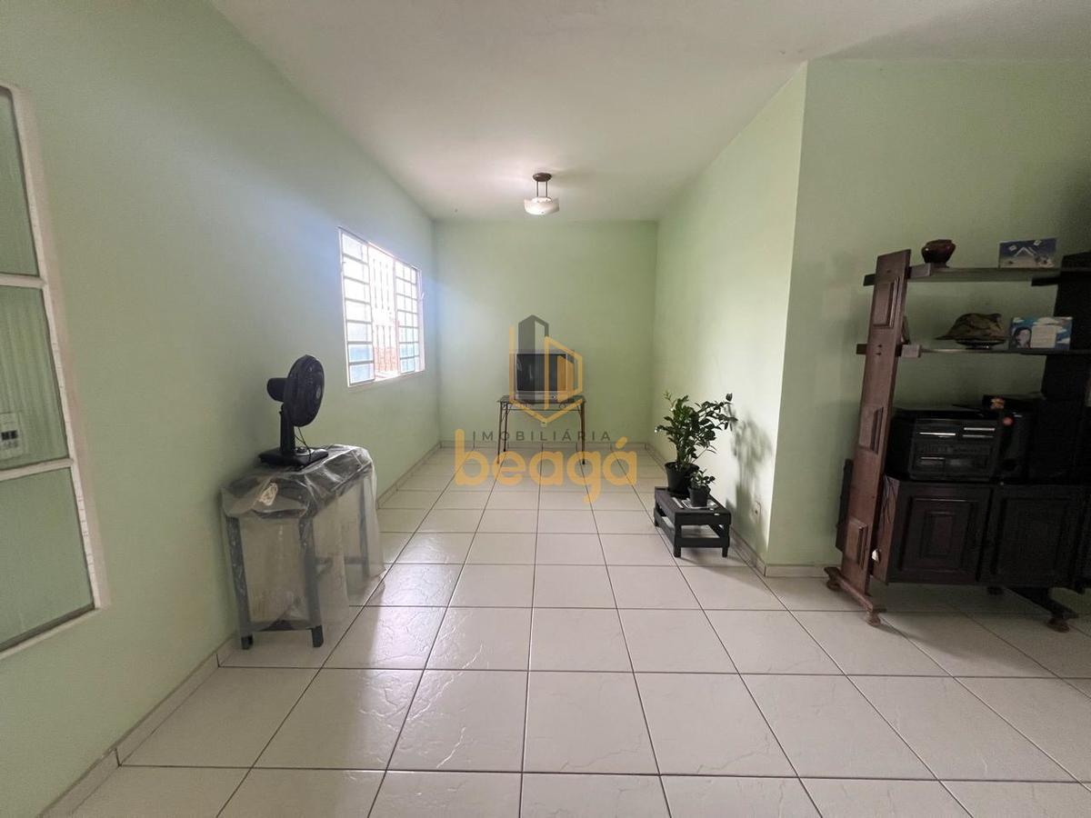 Casa, Parque Turistas, 3 Quartos, 2 Vagas, 1 Suíte