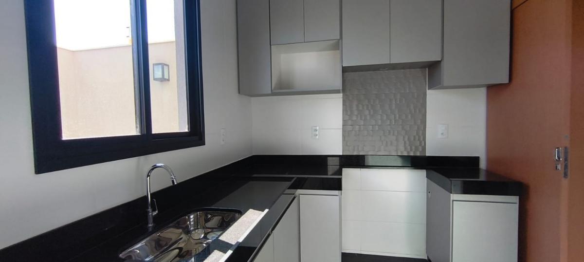 Apartamento, Esplanada, 3 Quartos, 2 Vagas, 1 Suíte