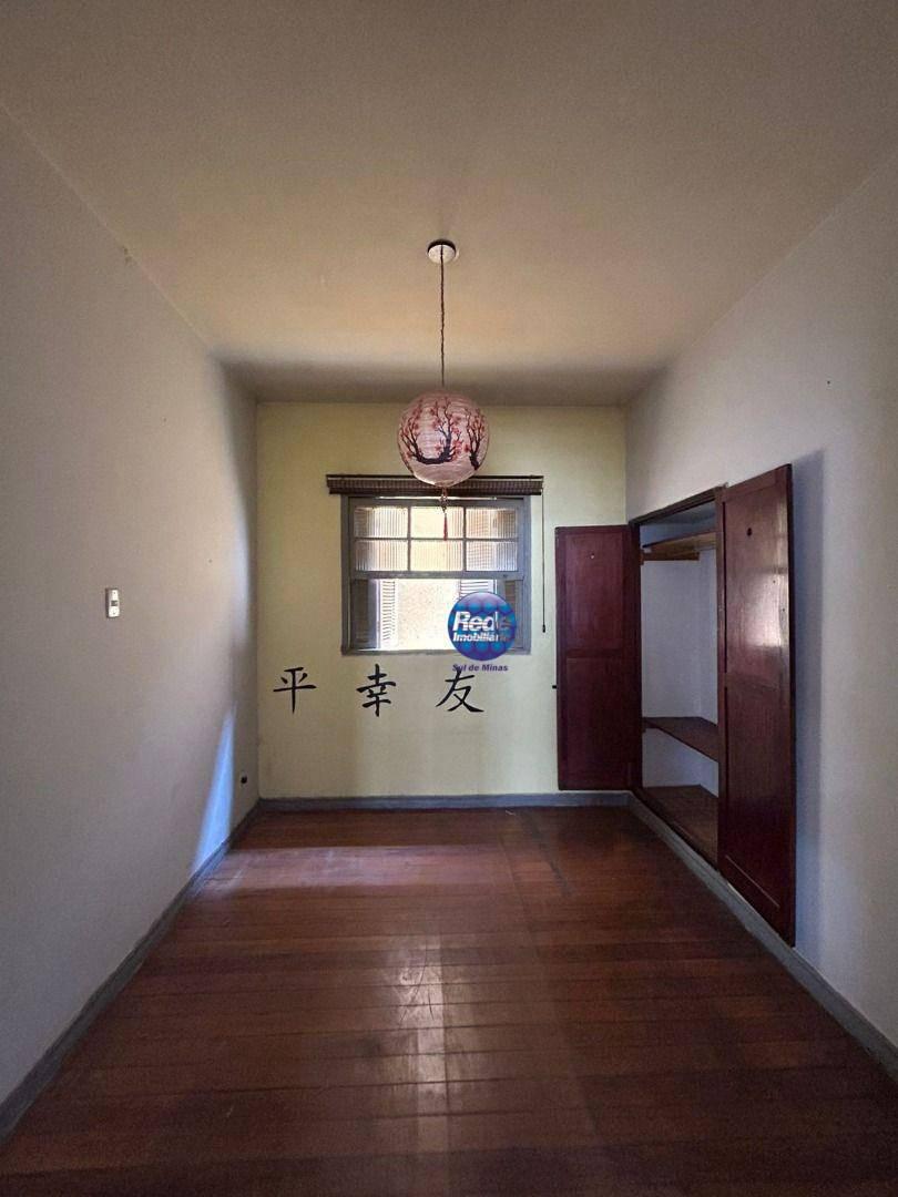 Casa, Centro, 3 Quartos, 0 Vaga