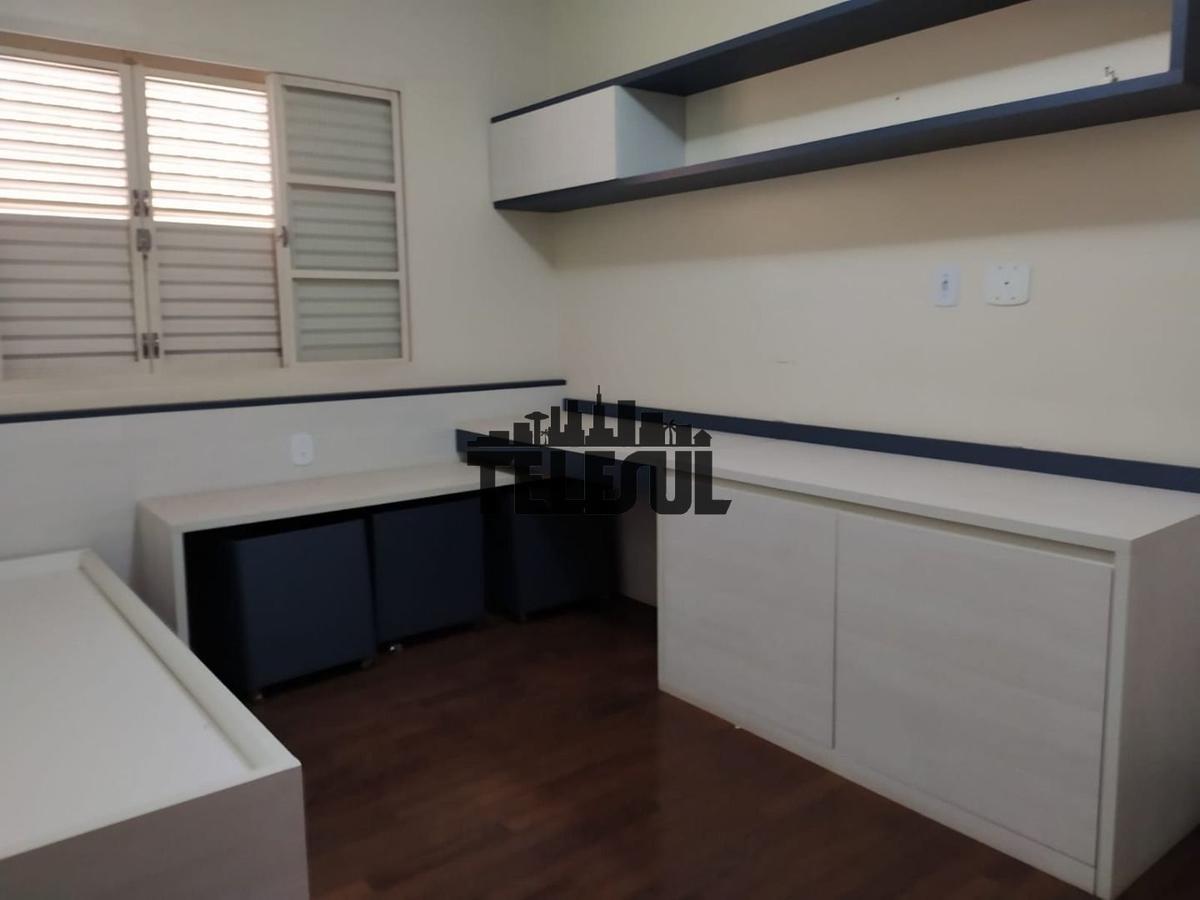 Casa, Santa Luiza, 3 Quartos, 0 Vaga