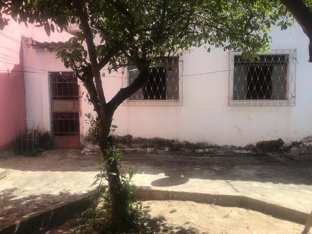 Lote, Santa Cruz, 0 Quarto, 0 Vaga