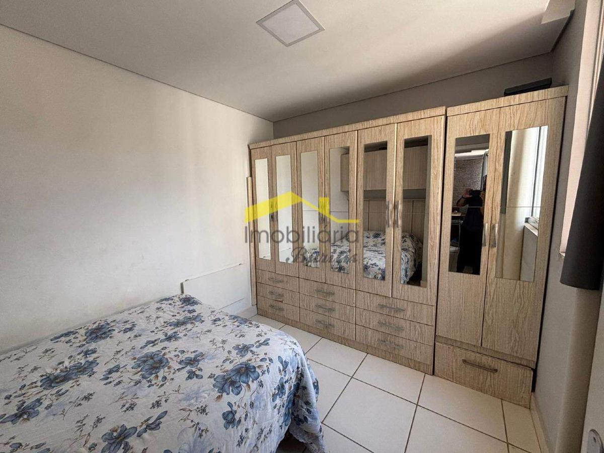 Apartamento, Palmeiras, 2 Quartos, 1 Vaga
