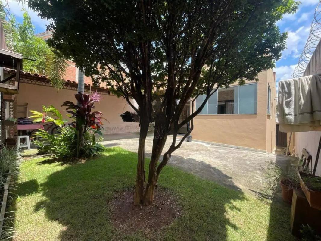 Casa, Diamante, 3 Quartos, 5 Vagas