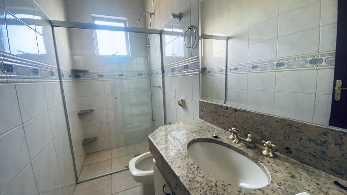 Casa, Ouro Preto, 3 Quartos, 5 Vagas, 1 Suíte