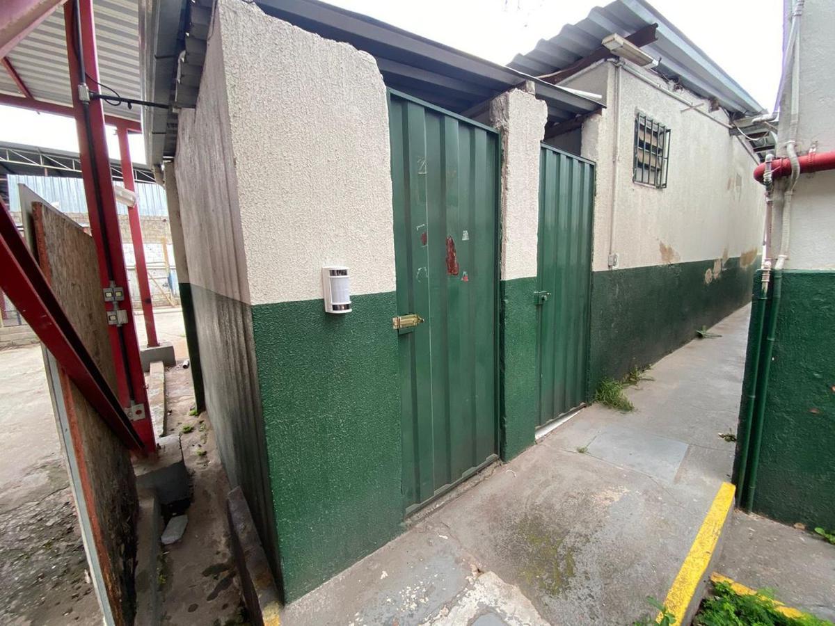 Prédio, São Francisco, 0 Quarto, 20 Vagas