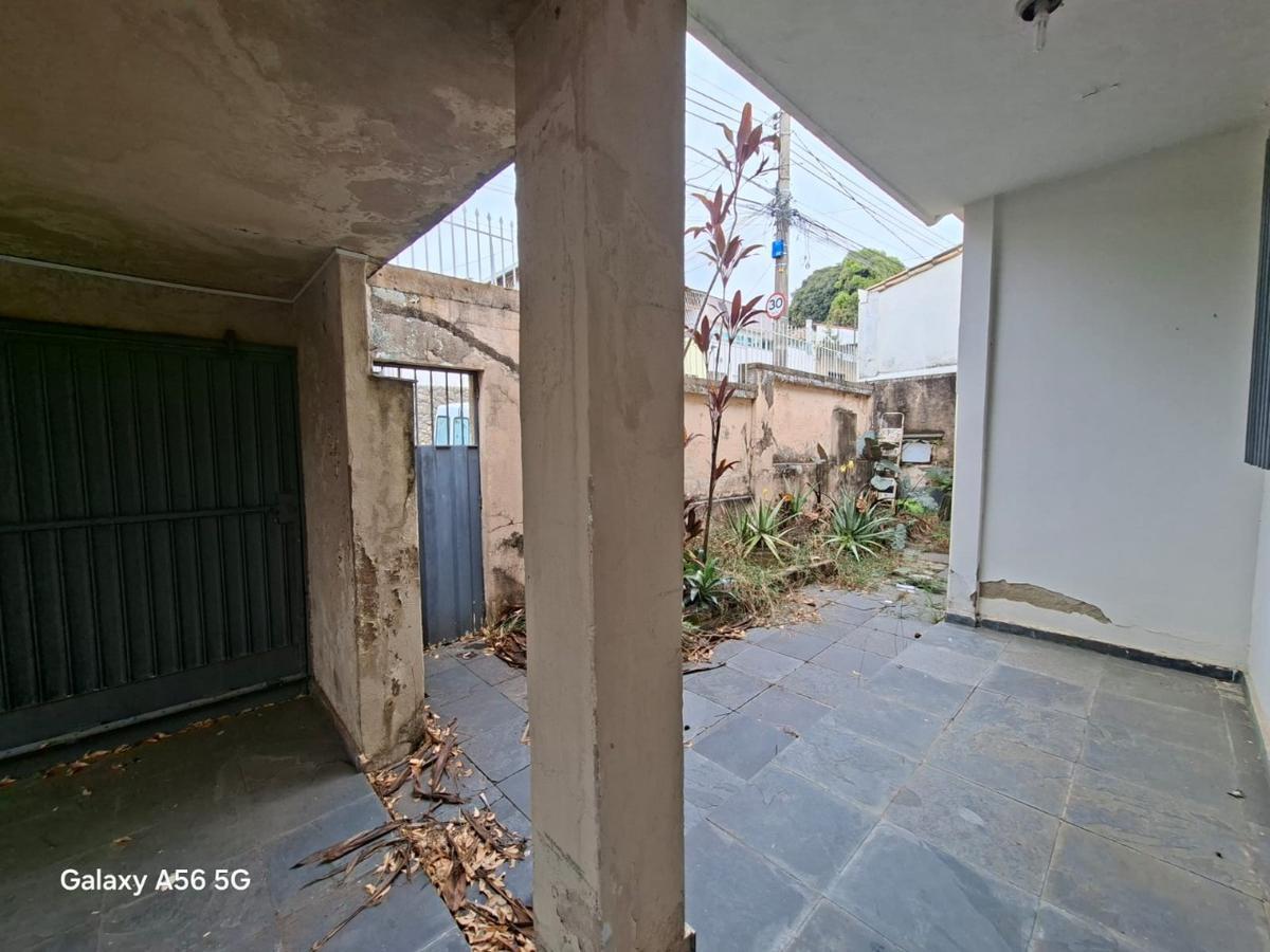 Casa, Esplanada, 4 Quartos, 2 Vagas, 1 Suíte
