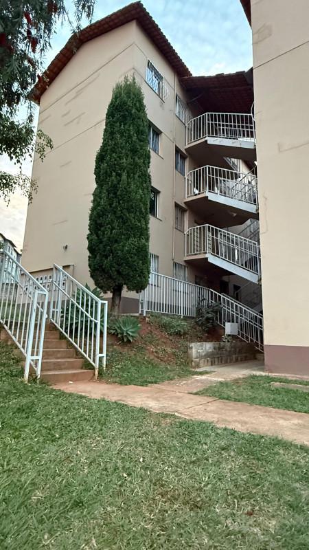 Apartamento, Solar do Barreiro, 2 Quartos, 1 Vaga