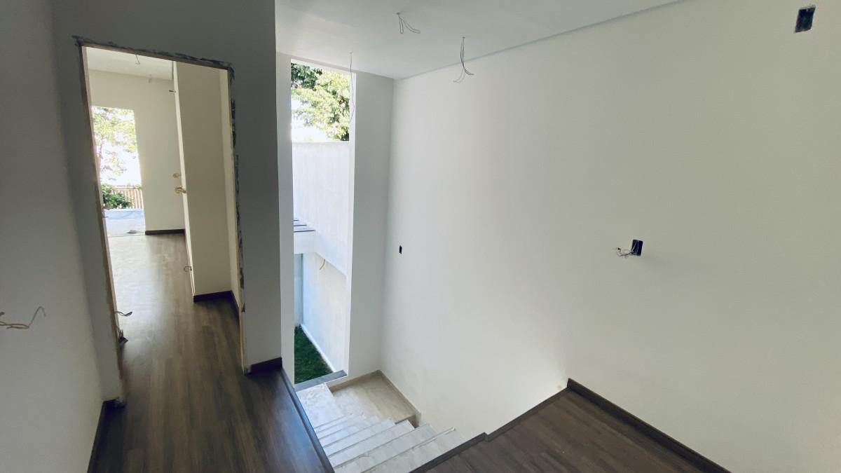 Casa, Paquetá, 3 Quartos, 2 Vagas, 2 Suítes