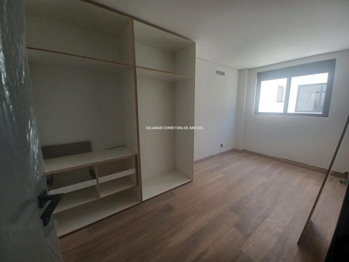 Apartamento, Centro, 3 Quartos, 5 Vagas, 2 Suítes
