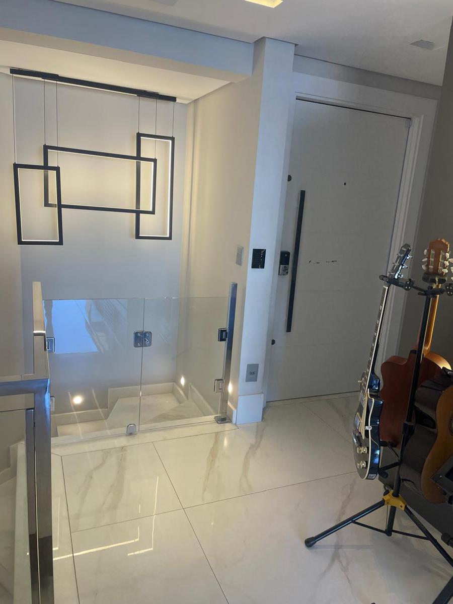 Cobertura, Jaraguá, 3 Quartos, 3 Vagas, 3 Suítes