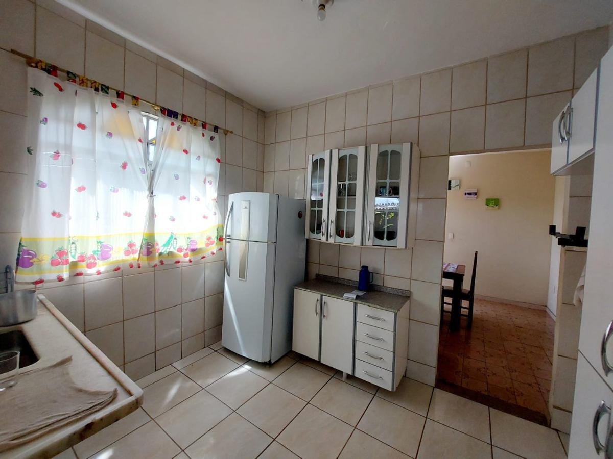 Casa, Milanez, 3 Quartos, 10 Vagas