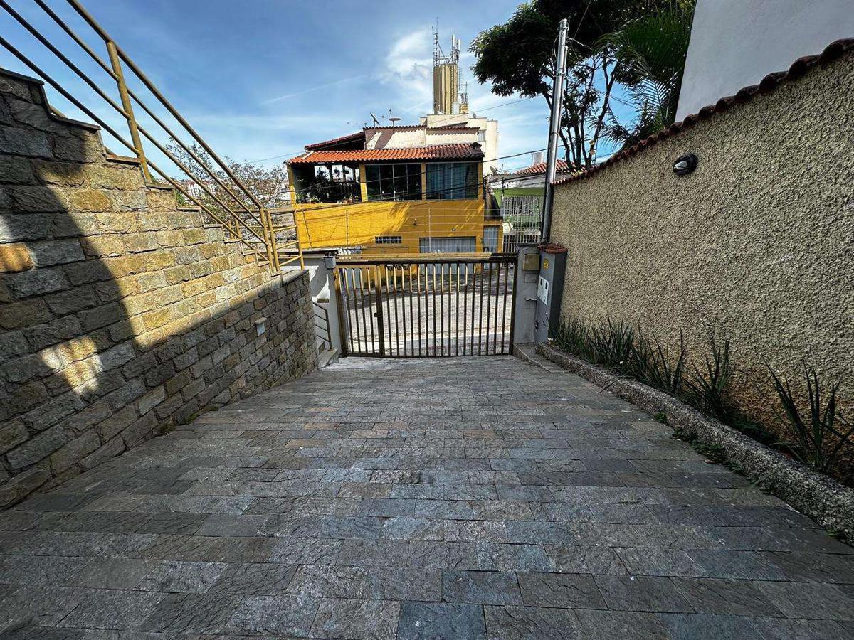 Casa, Nova Granada, 5 Quartos, 6 Vagas, 1 Suíte