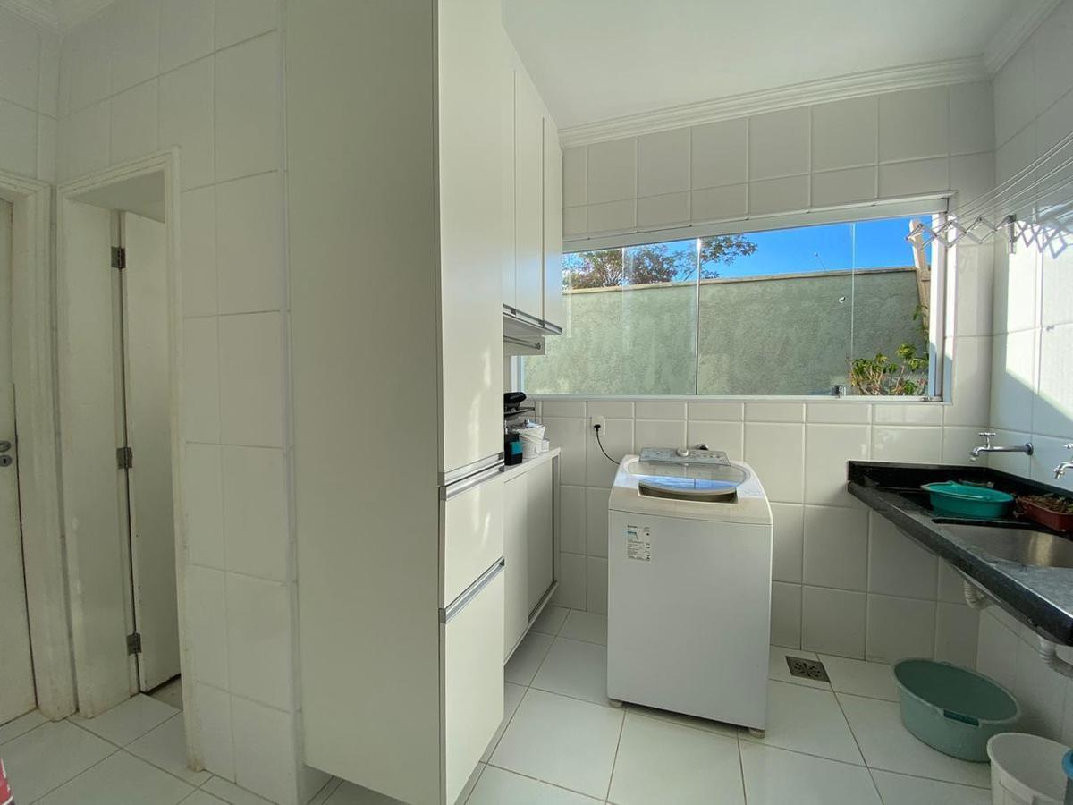 Casa, Paquetá, 3 Quartos, 4 Vagas, 2 Suítes