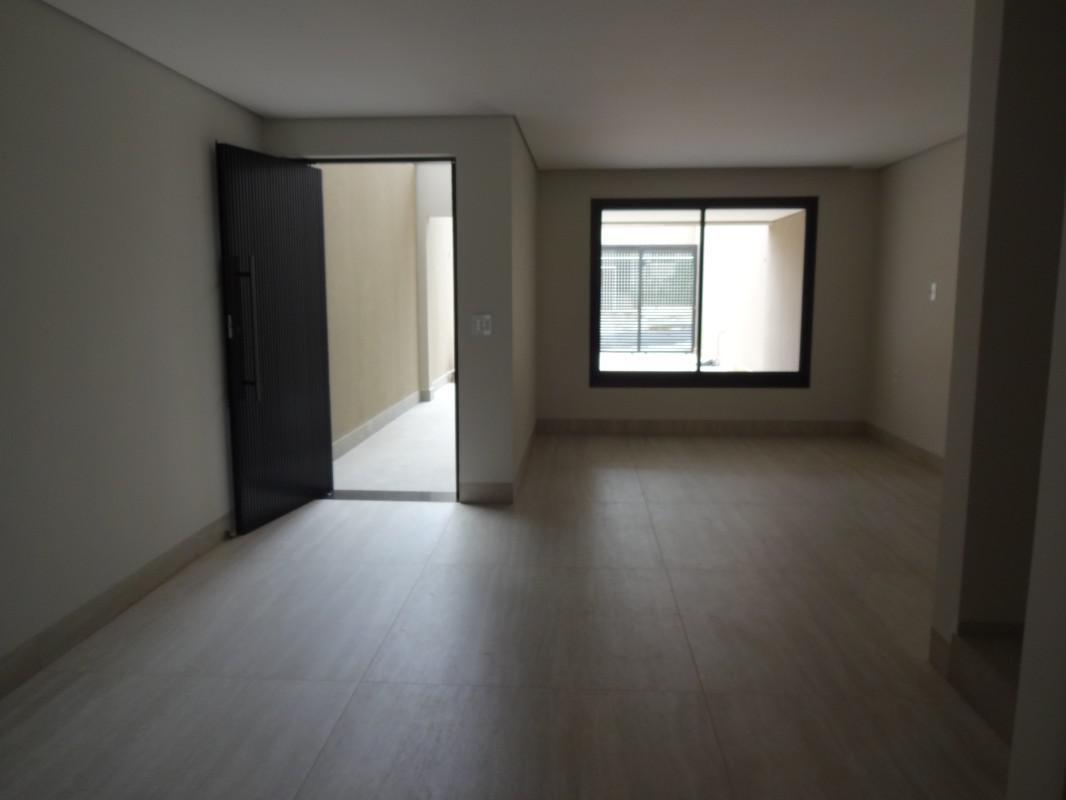 Casa, Jaraguá, 4 Quartos, 3 Vagas, 1 Suíte