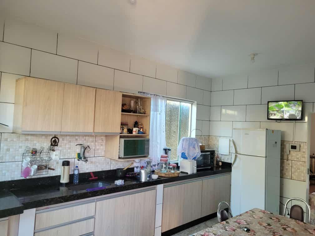 Casa, Tropical, 2 Quartos, 4 Vagas, 1 Suíte