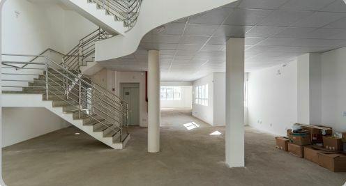 Andar, Prado, 0 Quarto, 11 Vagas