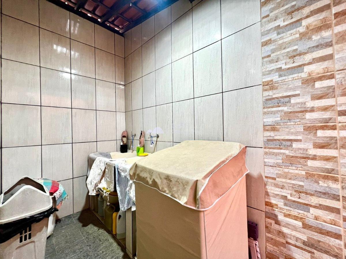 Casa, Santa Amélia, 4 Quartos, 10 Vagas, 1 Suíte