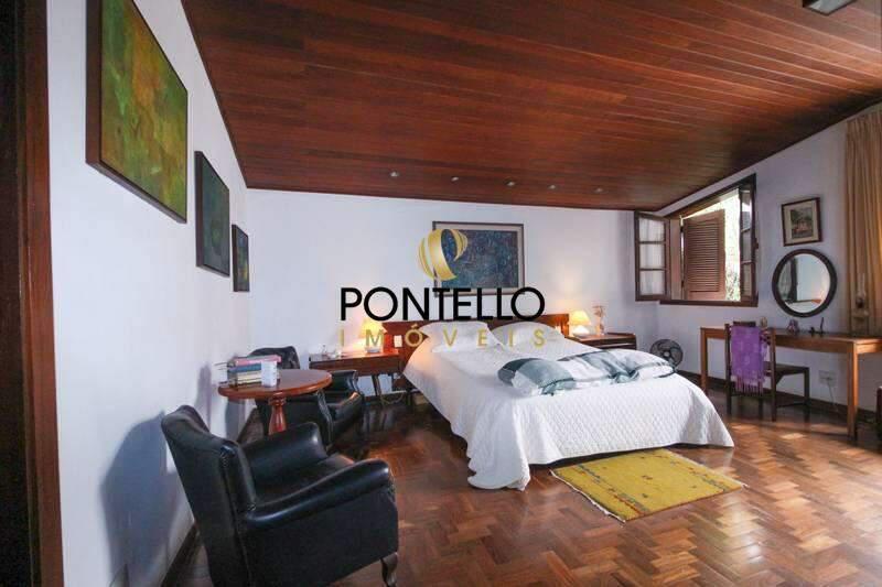 Casa, Serra, 4 Quartos, 5 Vagas, 1 Suíte