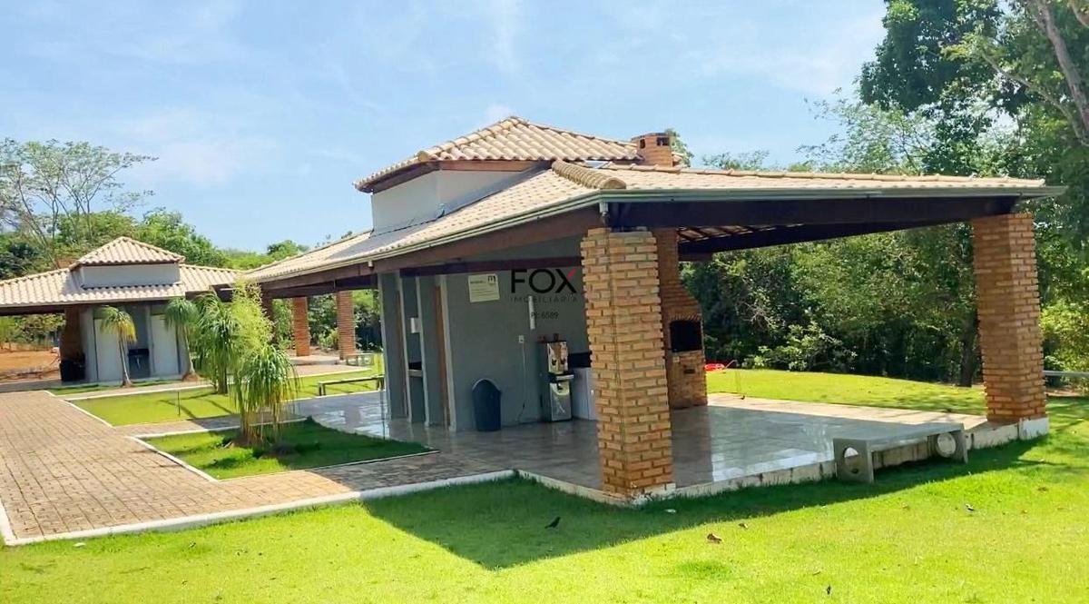 Lote, Centro, 0 Quarto, 0 Vaga
