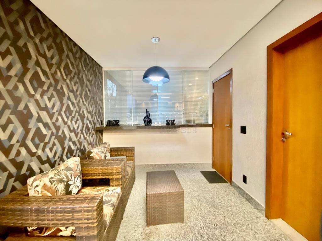 Casa, Trevo, 4 Quartos, 0 Vaga, 3 Suítes