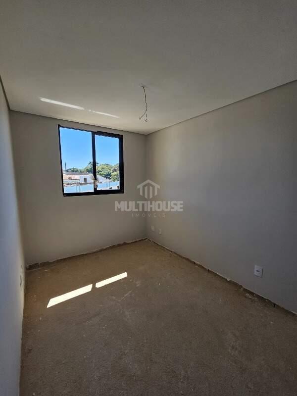 Casa, Pampulha, 4 Quartos, 2 Vagas, 1 Suíte