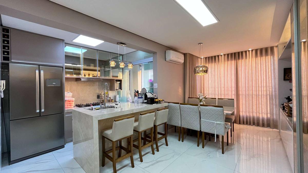 Apartamento, Ouro Preto, 3 Quartos, 4 Vagas, 1 Suíte