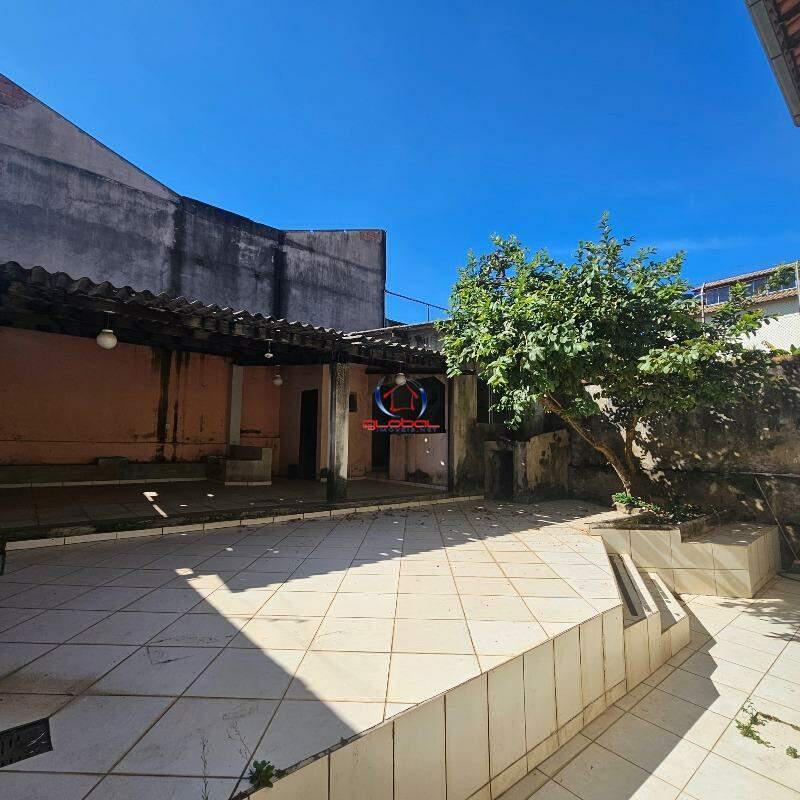 Casa, Ouro Preto, 4 Quartos, 2 Vagas, 2 Suítes