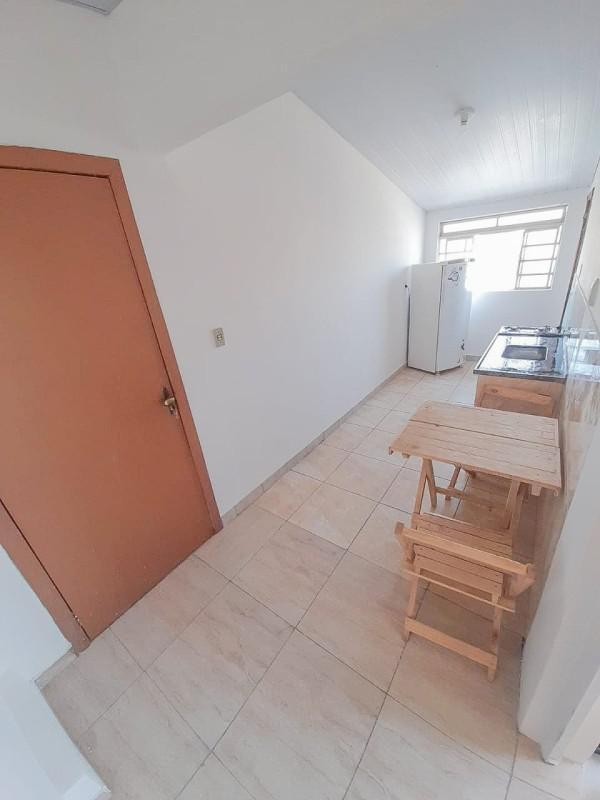 Apartamento, Cachoeirinha, 2 Quartos, 0 Vaga