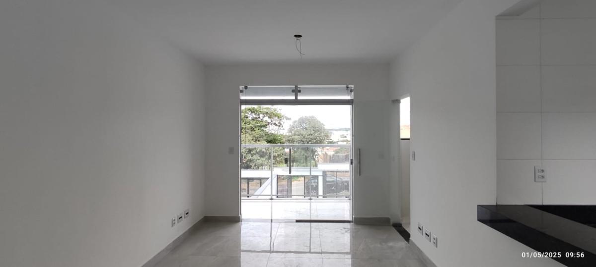 Casa, Parque Xangri-lá, 3 Quartos, 2 Vagas, 1 Suíte