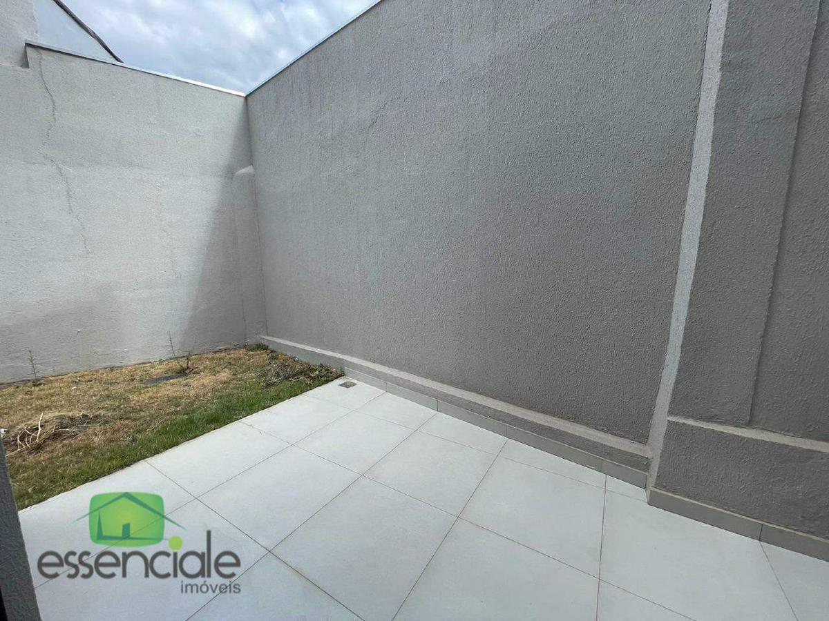 Casa, Centro, 3 Quartos, 2 Vagas, 1 Suíte