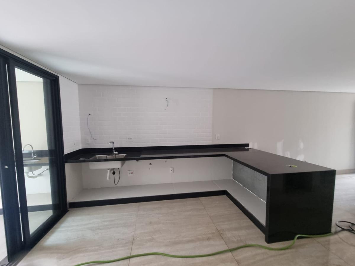 Casa, Jaraguá, 4 Quartos, 3 Vagas, 1 Suíte