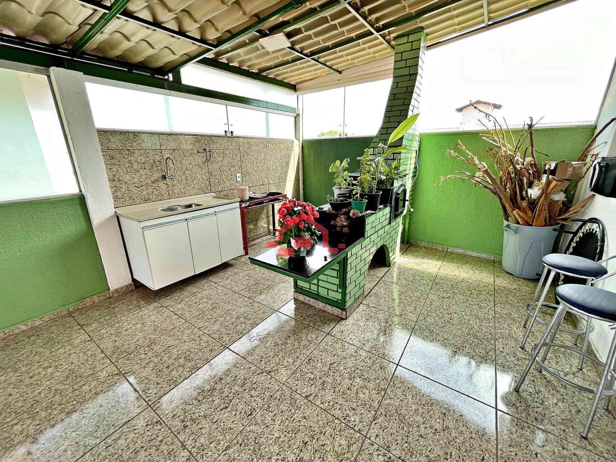 Casa, Dom Bosco, 5 Quartos, 2 Vagas, 2 Suítes