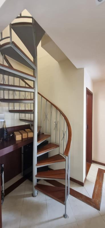 Cobertura, Fernão Dias, 3 Quartos, 2 Vagas, 1 Suíte