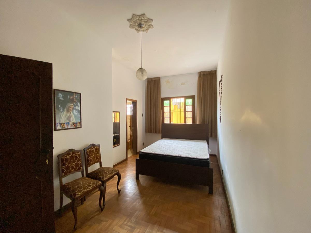 Casa, Sagrada Família, 7 Quartos, 4 Vagas, 2 Suítes