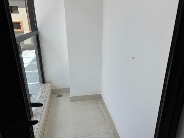 Apartamento, Floresta, 2 Quartos, 2 Vagas, 2 Suítes