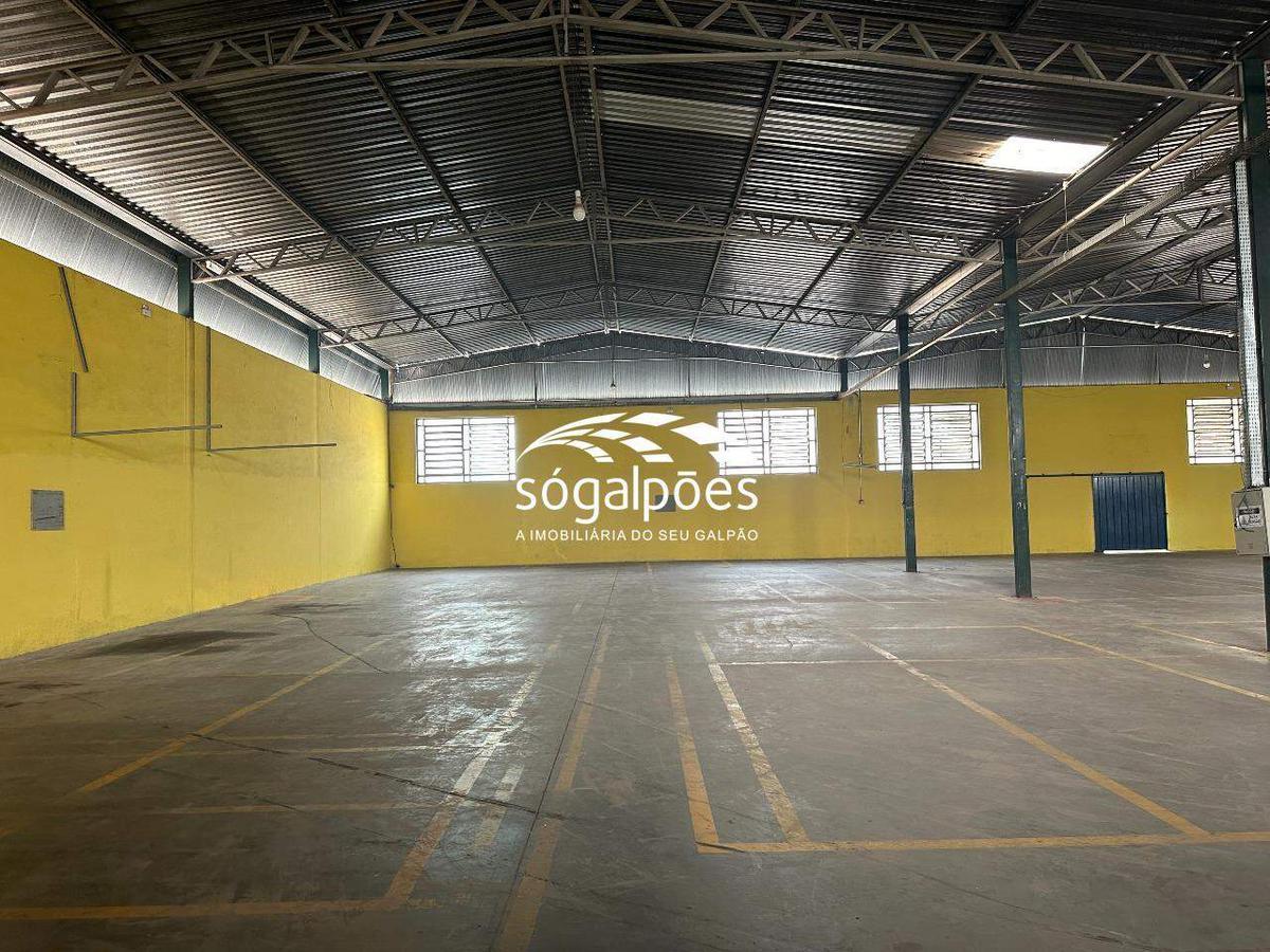 Galpão, Chácaras, 10 Vagas