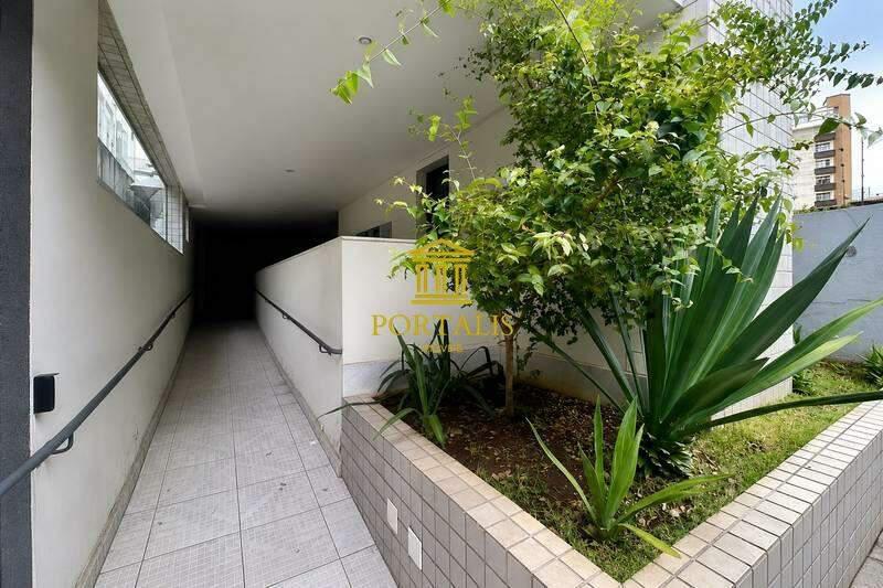 Apartamento, Cruzeiro, 2 Quartos, 2 Vagas, 1 Suíte